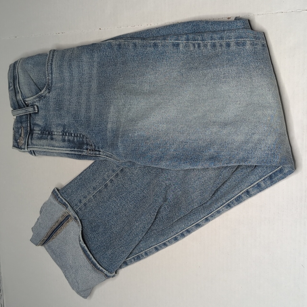 Express High Waisted 90s Slim Hyper Sculpt Hyper Slim Cuffed Light Wash Jeans